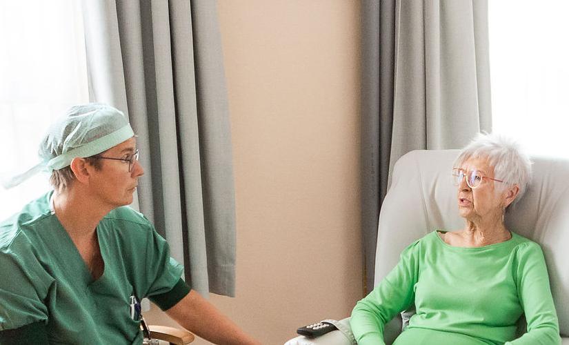 palliatieve eenheid - gesprek op een kamer