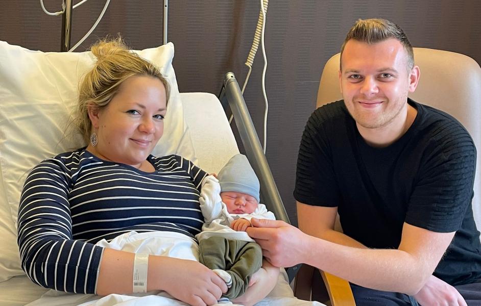 Lewis was de laatste baby die in 2021 werd geboren, goed voor de 1.600e bevalling in AZ Turnhout